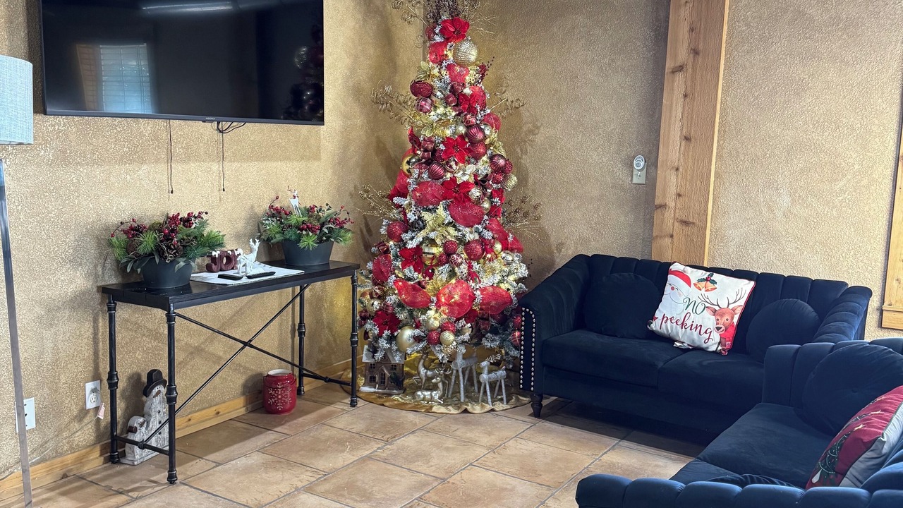 Photo of Livingroom in Midland