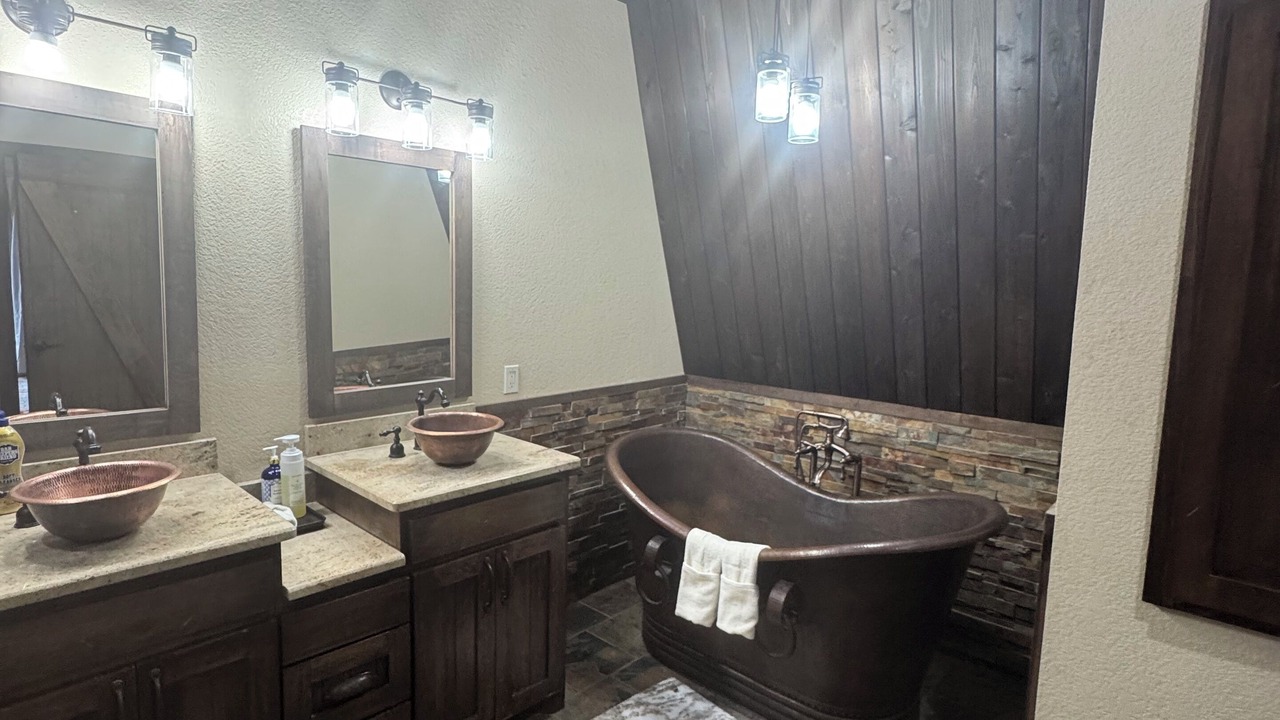 Photo of Bathroom in Midland