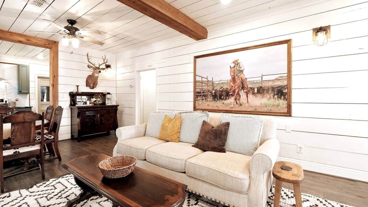 Photo of Livingroom in Canyon