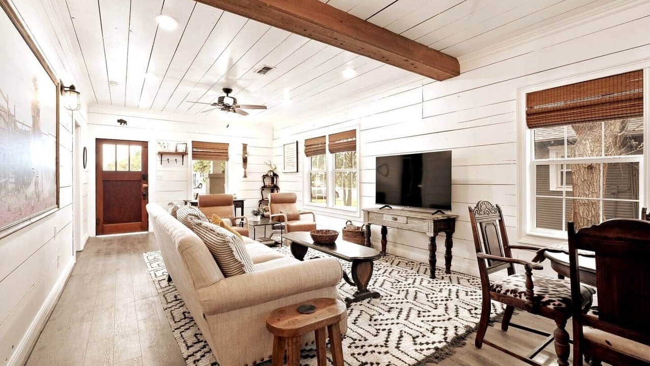 Photo of Livingroom in Canyon