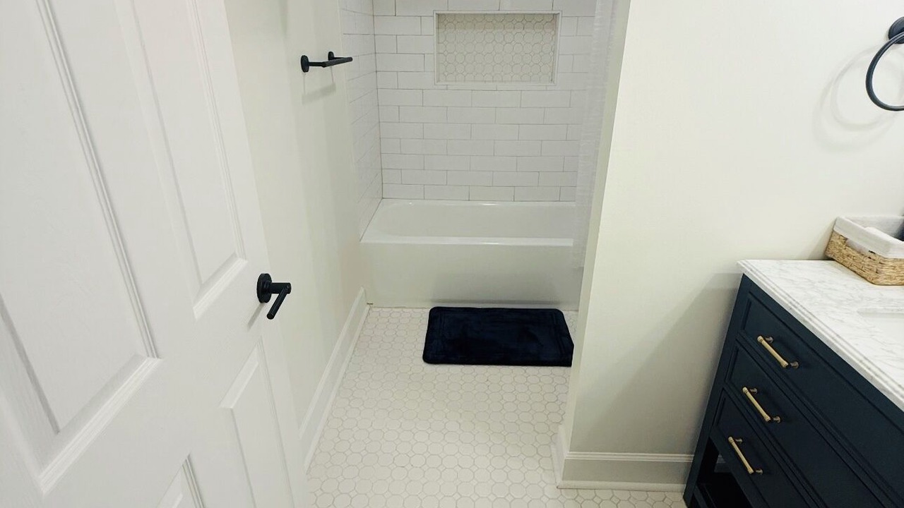 Photo of Bathroom in Mobile