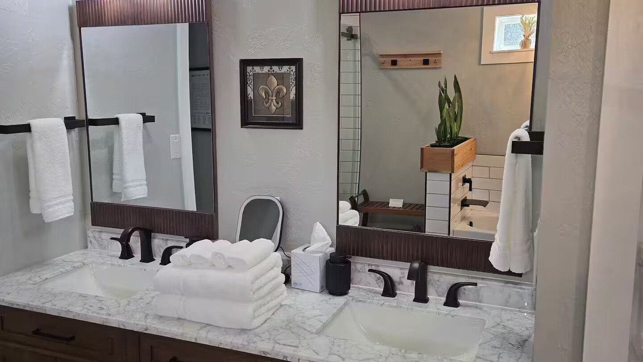 Photo of Bathroom in Shawnee