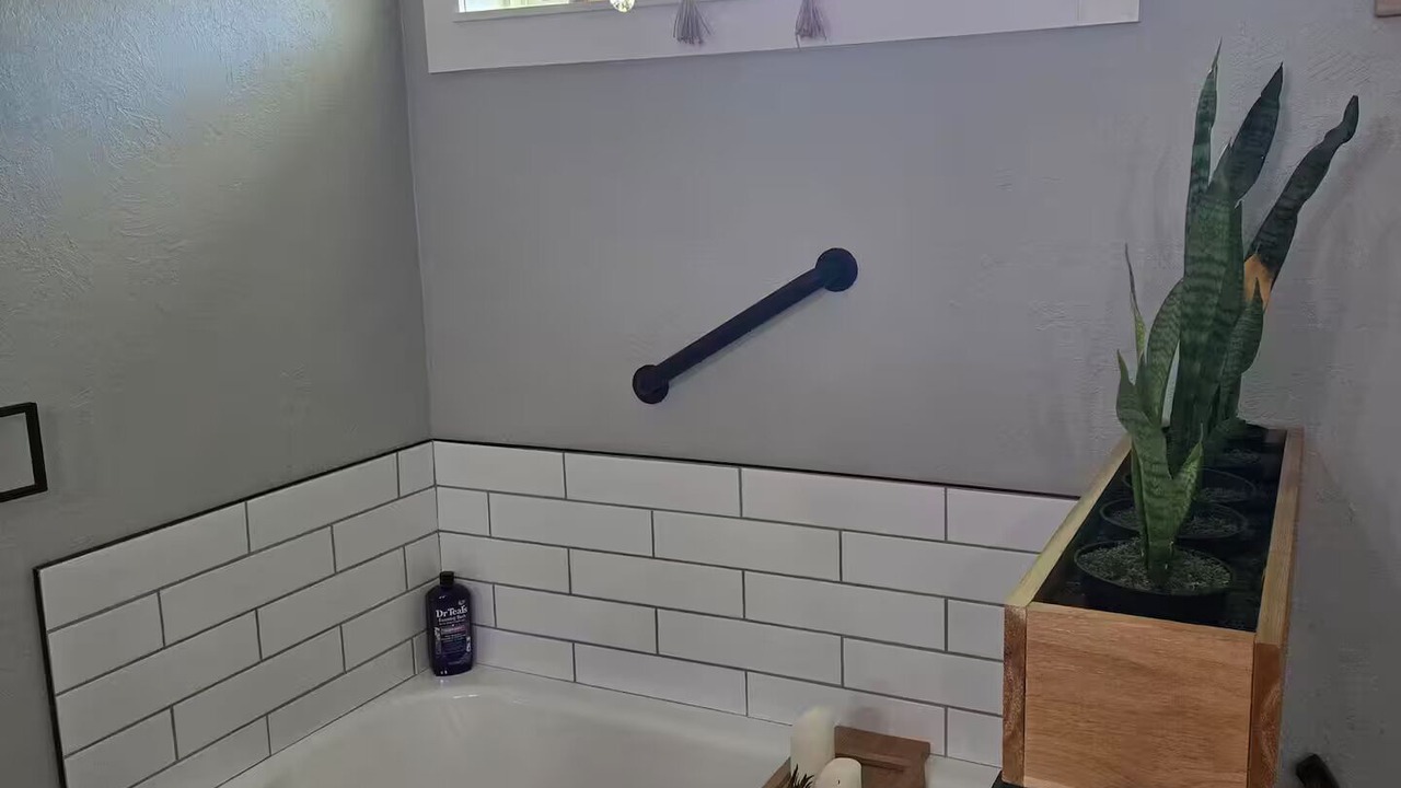 Photo of Bathroom in Shawnee