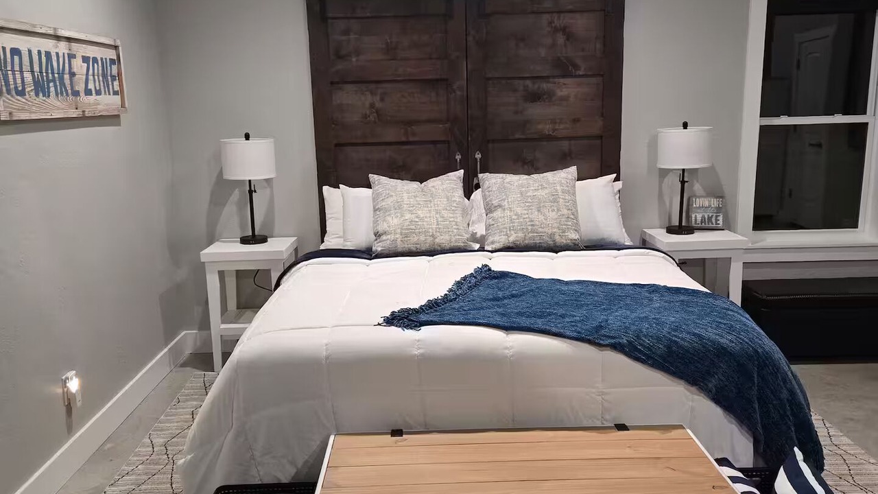 Photo of Bedroom in Shawnee