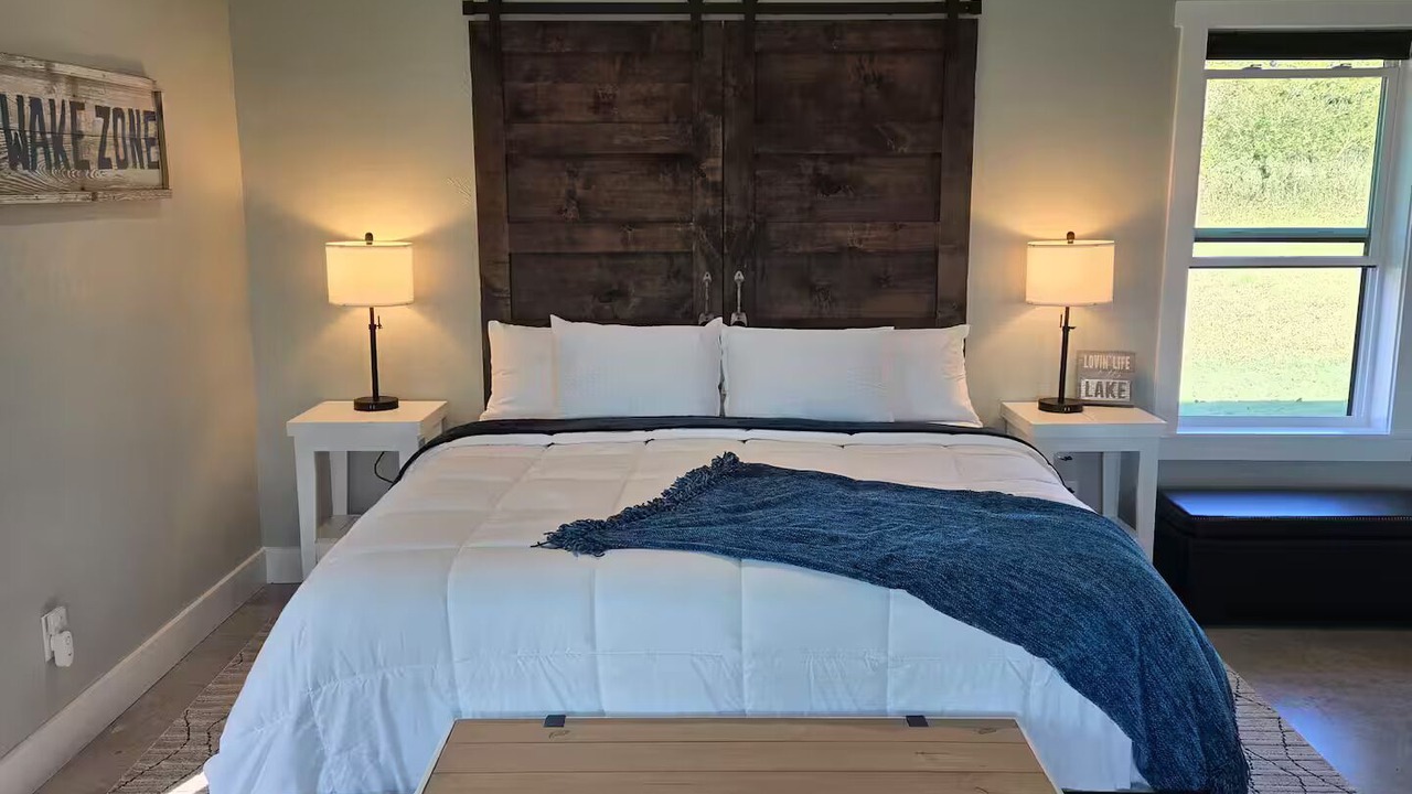 Photo of Bedroom in Shawnee