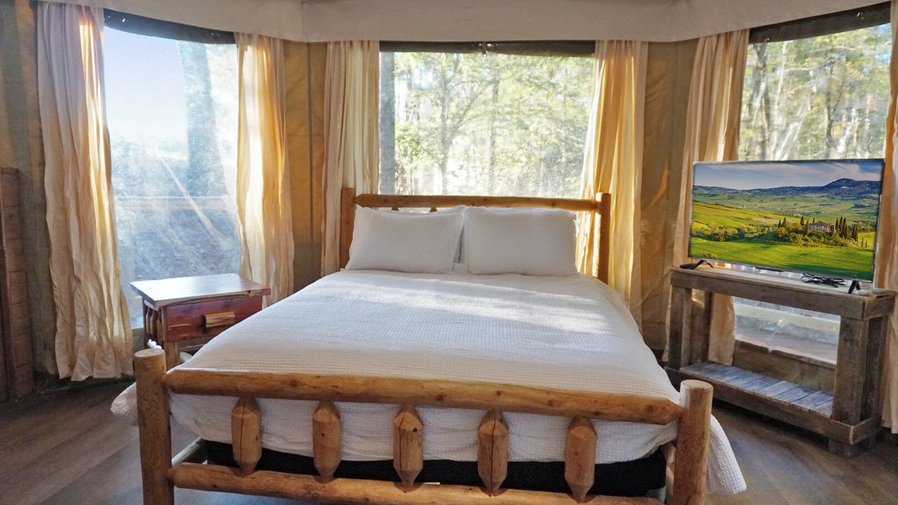 Photo of Bedroom in Troutman