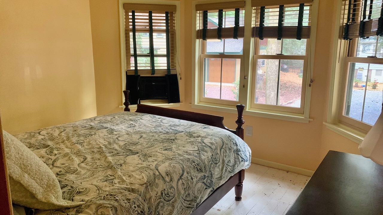 Photo of Bedroom in Mount Gretna Heights