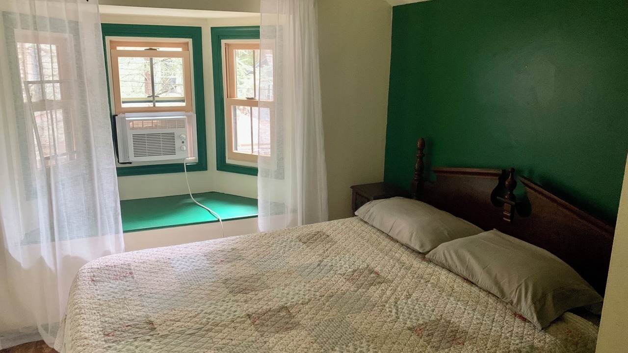 Photo of Bedroom in Mount Gretna Heights