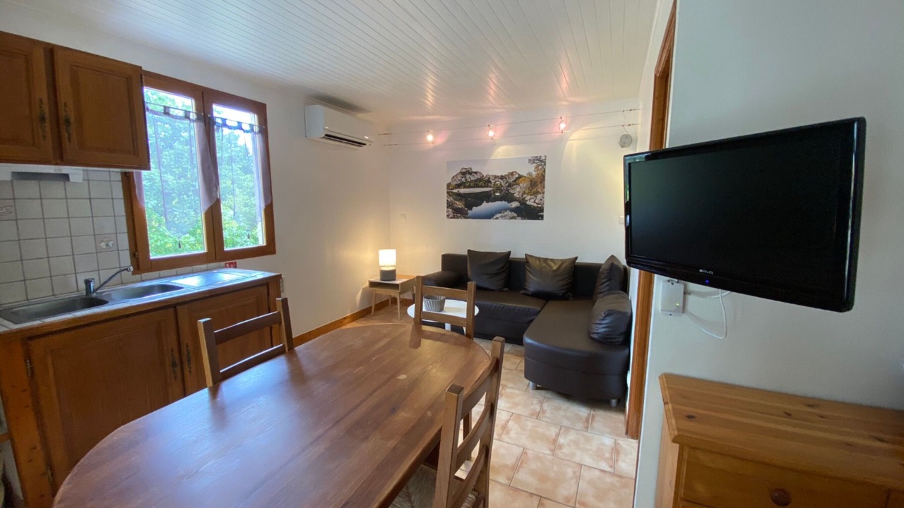 Photo of Livingroom in Joyeuse