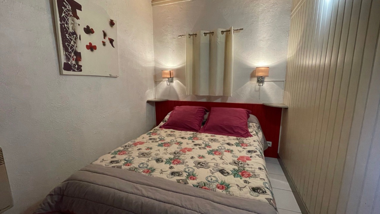 Photo of Bedroom in Joyeuse