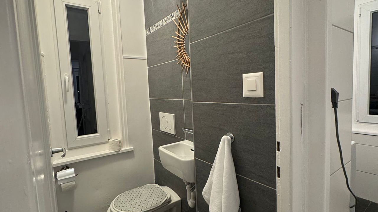 Photo of Bathroom in Mies