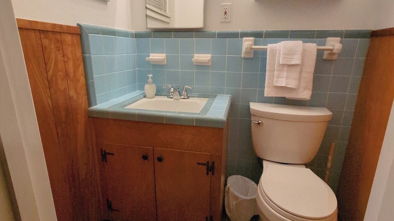 Photo of Bathroom in Silsbee