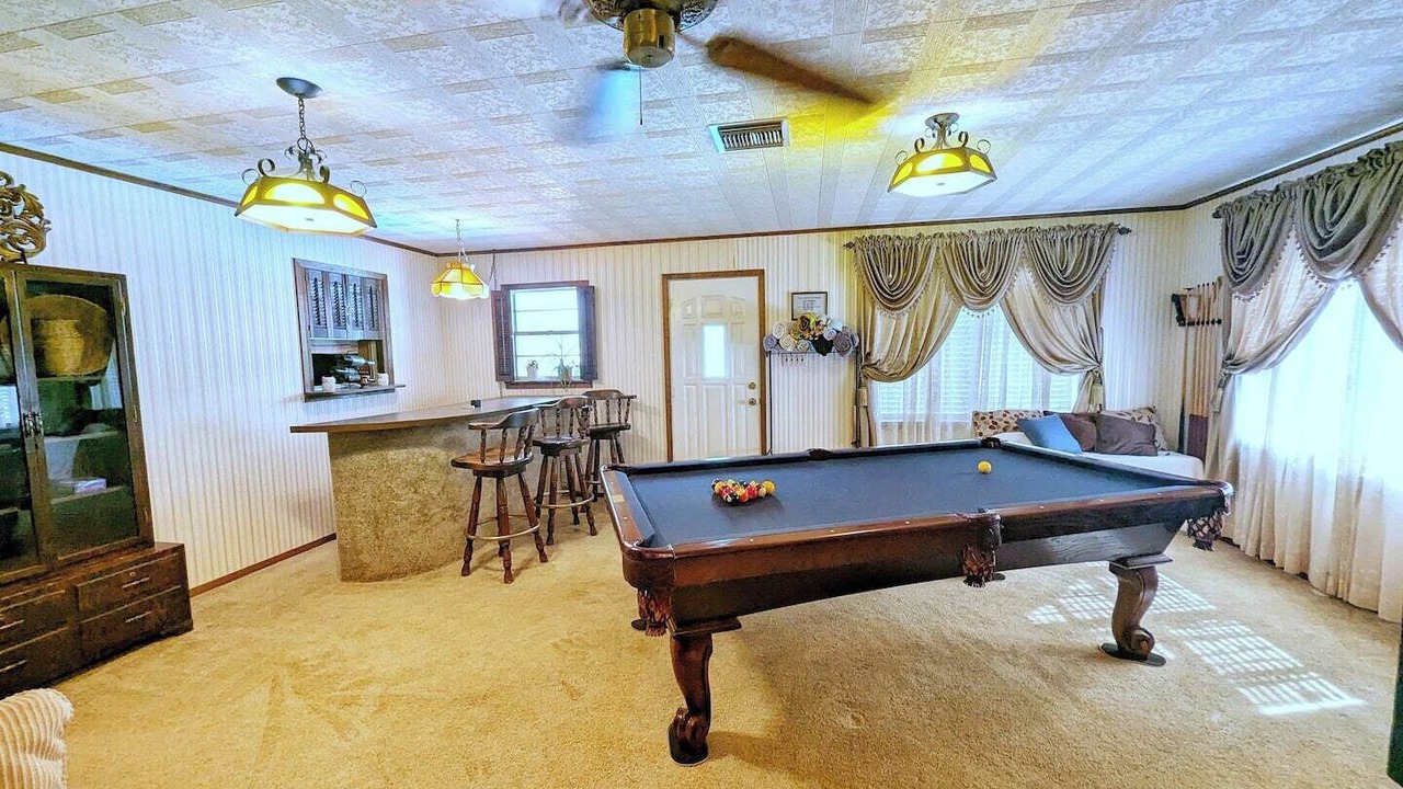 Photo of Livingroom in Silsbee
