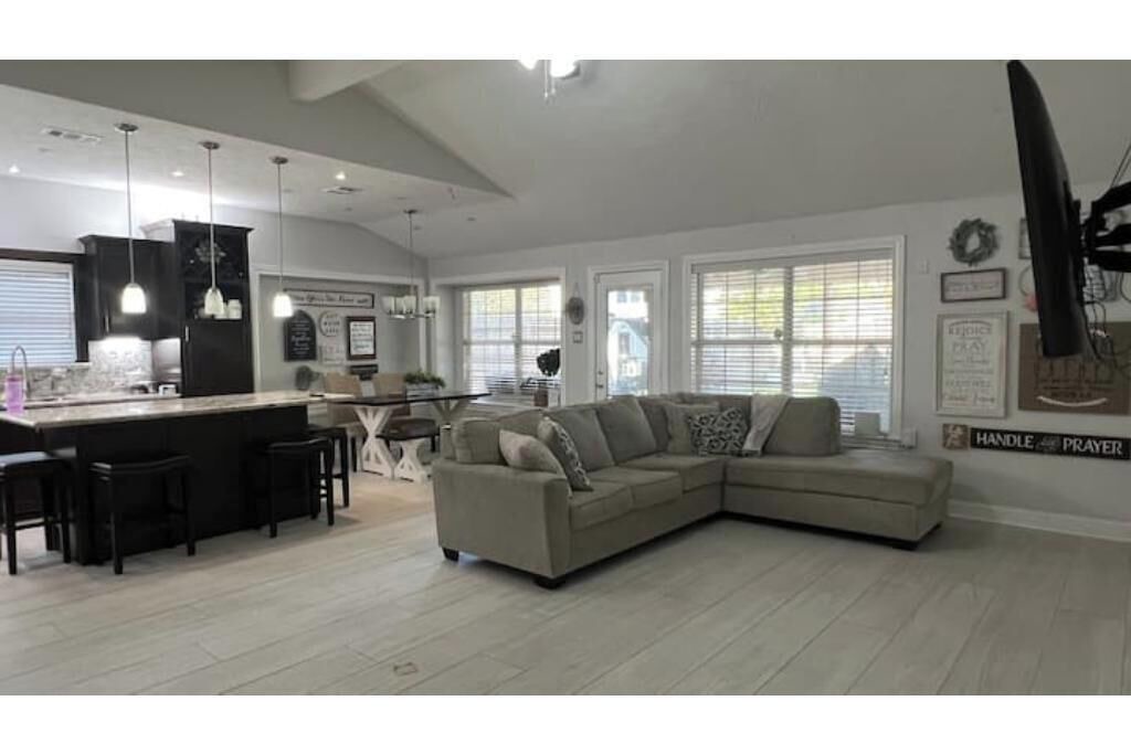 Photo of Livingroom in Houston