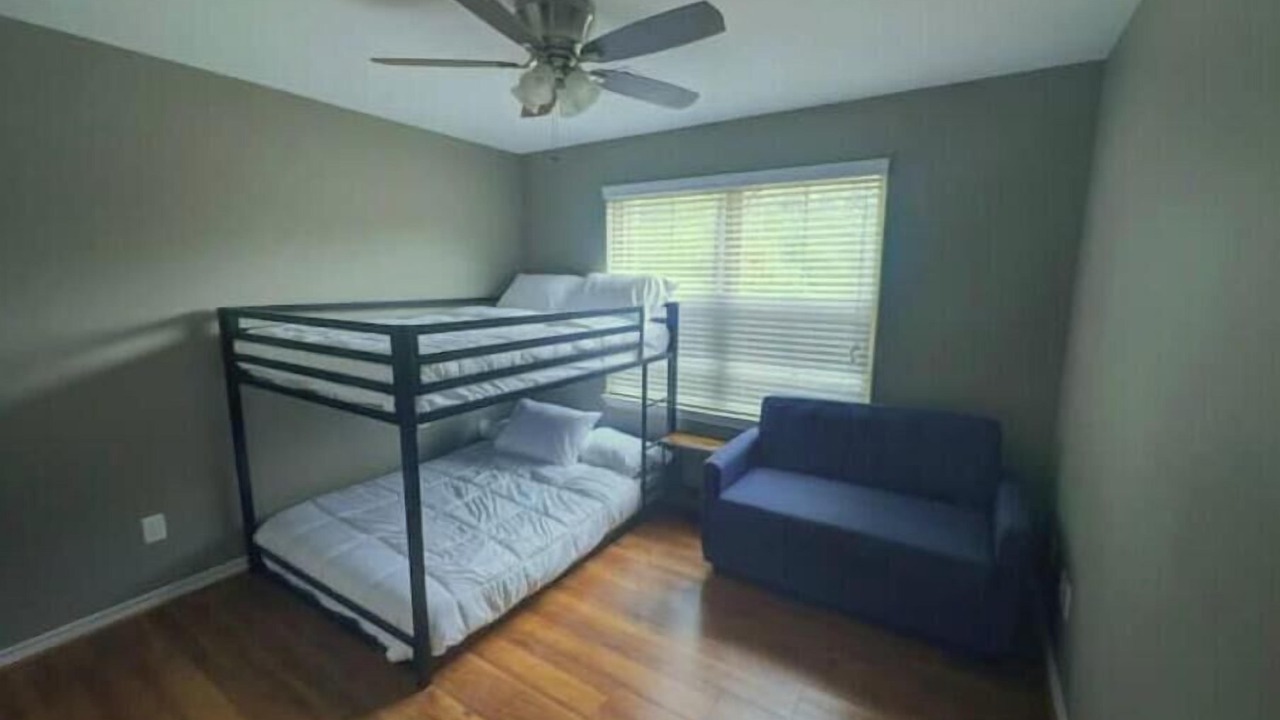 Photo of Bedroom in Roman Forest