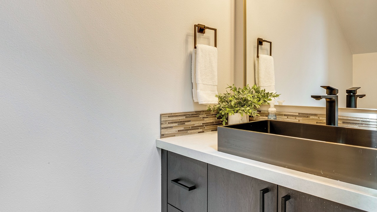 Photo of Bathroom in Silver Lake