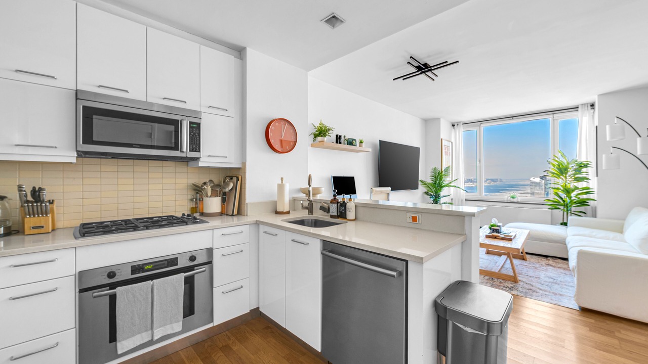 Photo of Kitchen in Midtown West