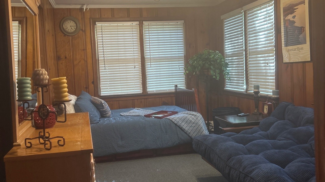 Photo of Bedroom in Stone Mountain