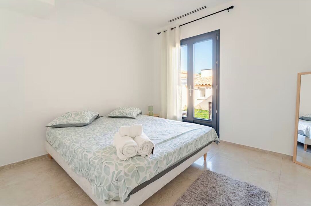 Photo of Bedroom in Saint-Quentin-la-Poterie