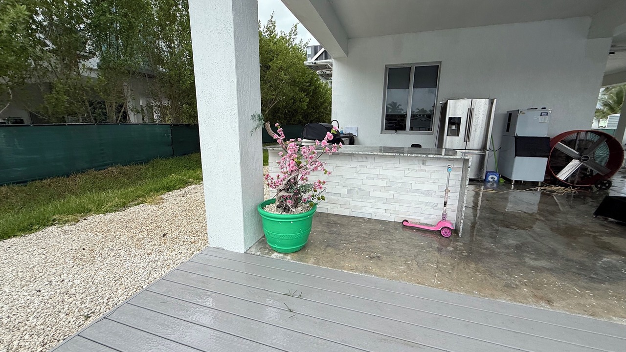 Photo of Patio Balcony in Sexton Cove Estates