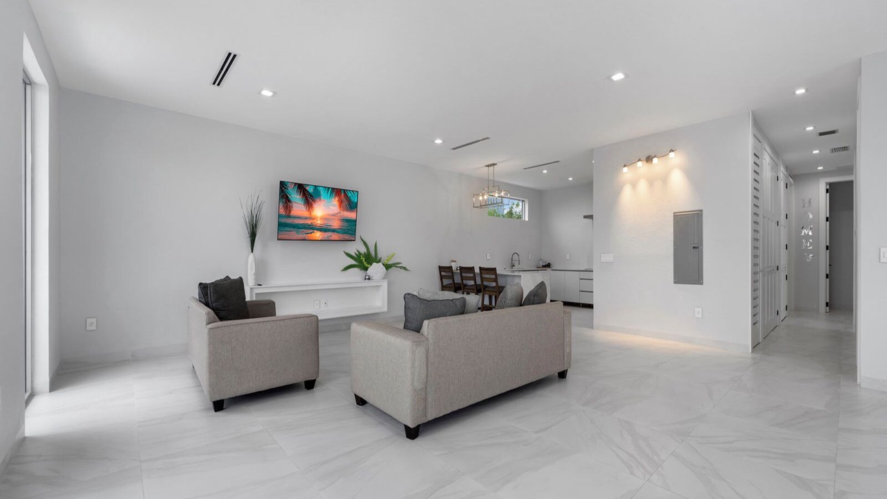 Photo of Livingroom in Sexton Cove Estates