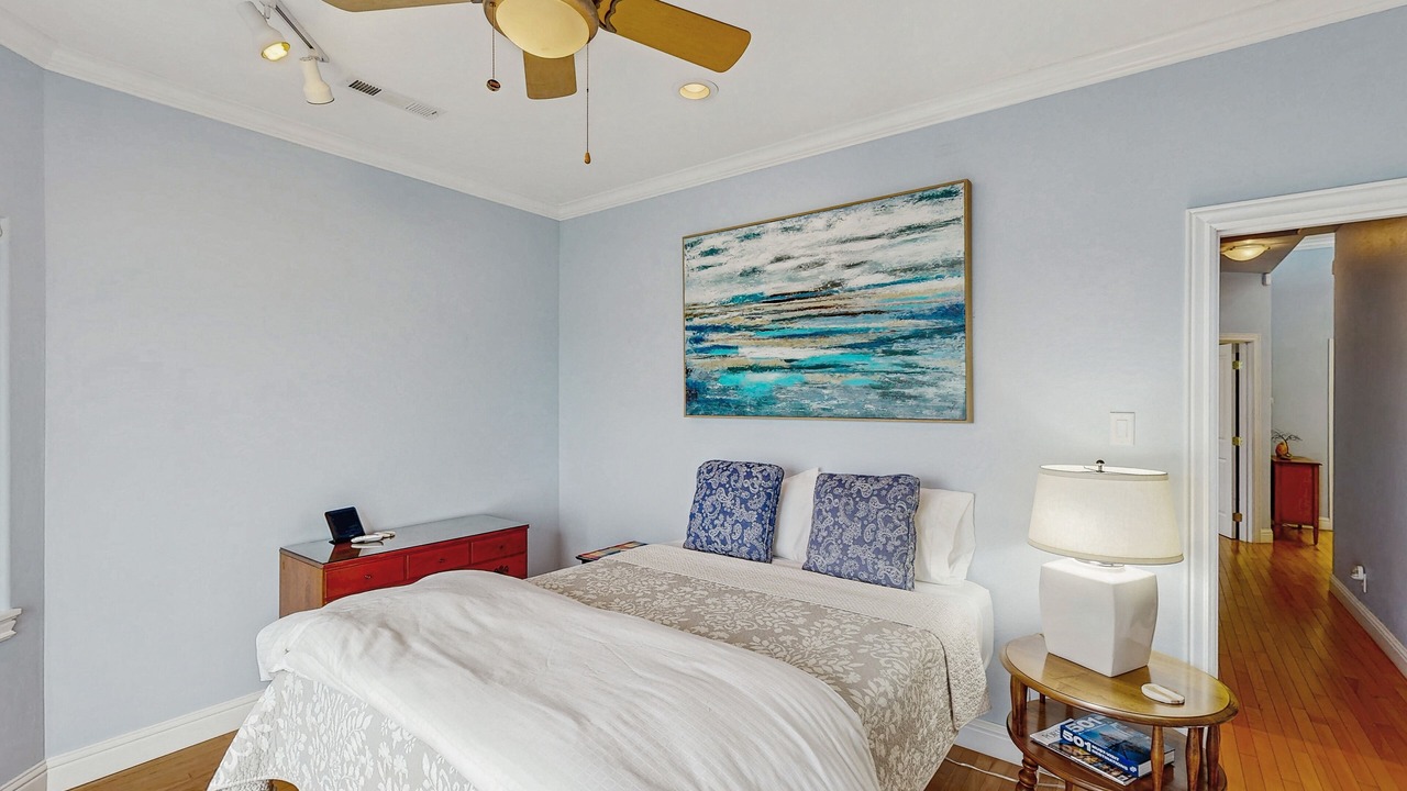 Photo of Bedroom in Harbor