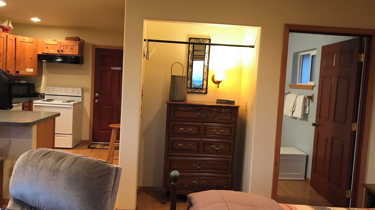 Photo of Bedroom in Ocean Shores