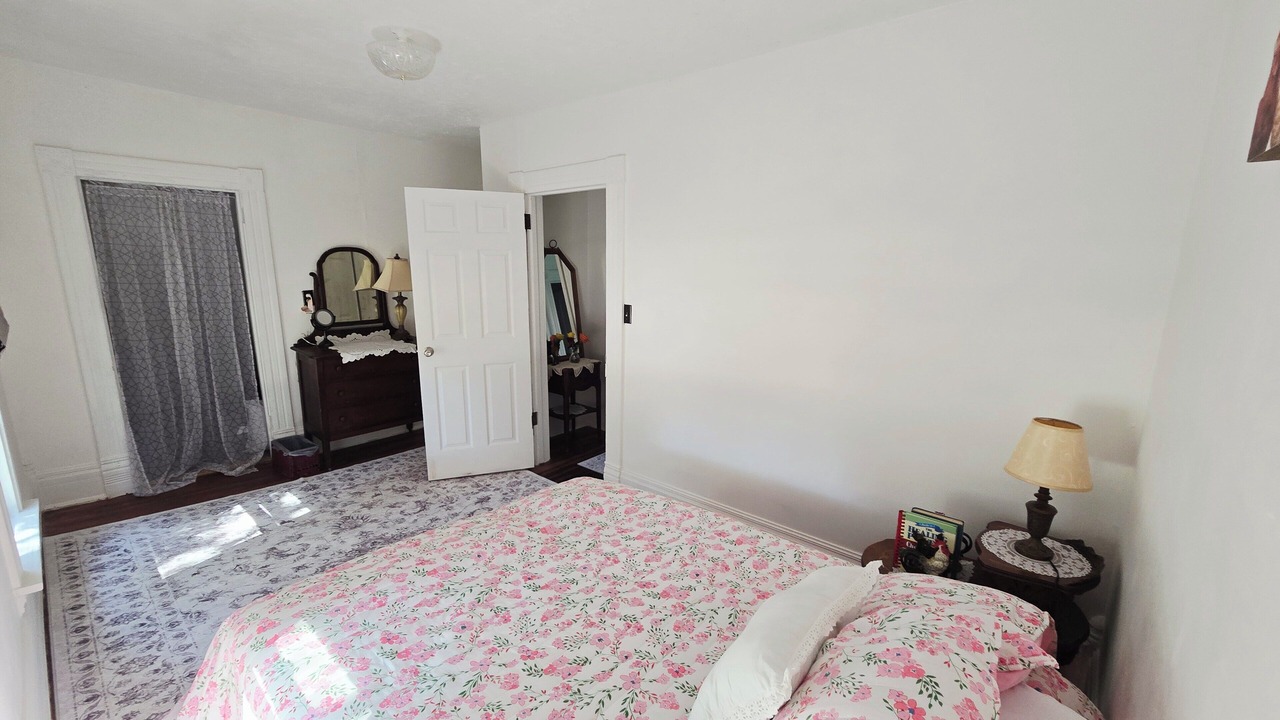 Photo of Bedroom in Corning