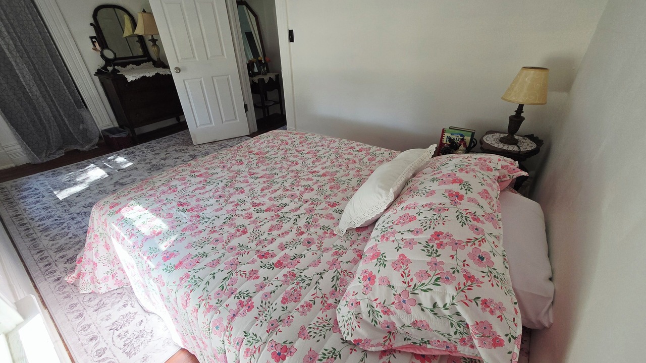 Photo of Bedroom in Corning