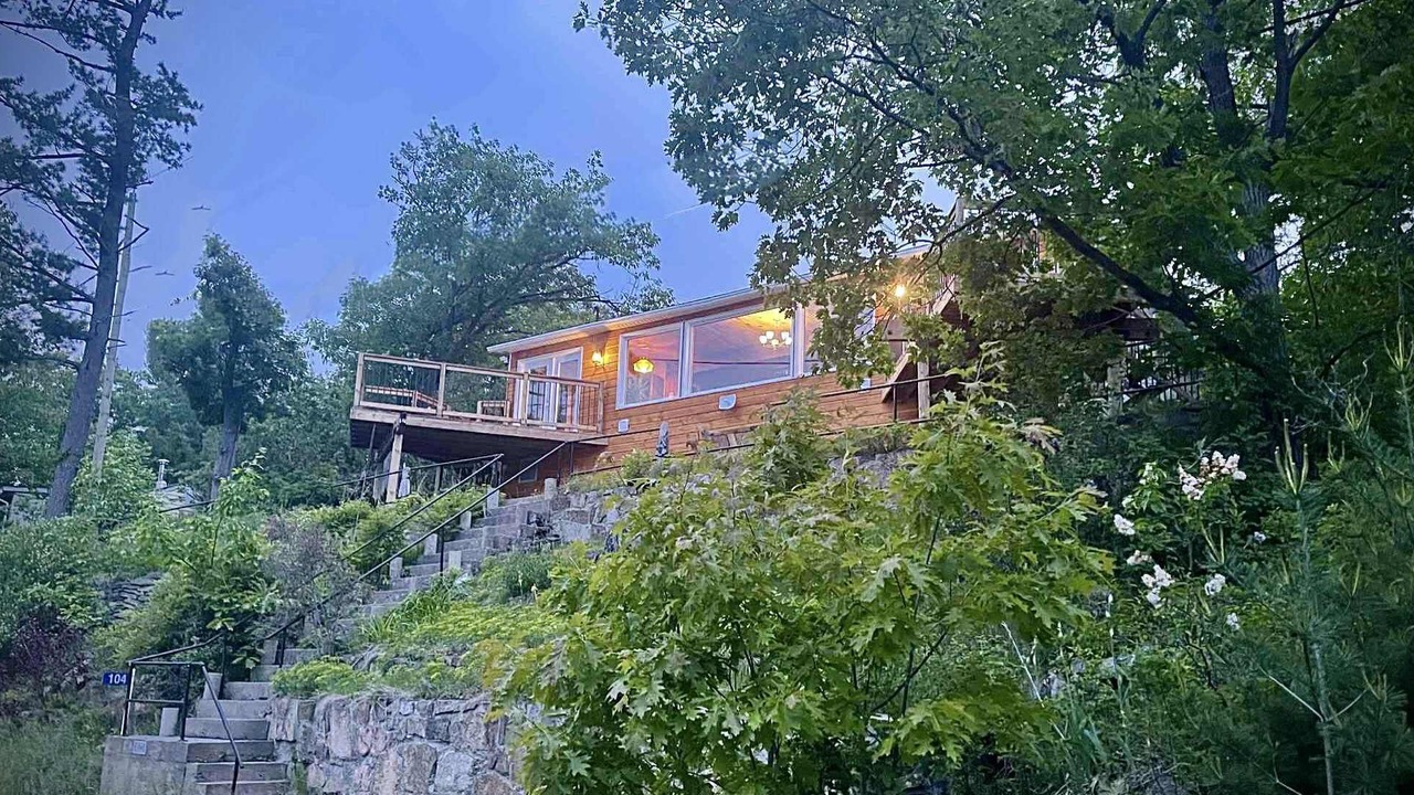 Photo of Outdoor in Pontiac