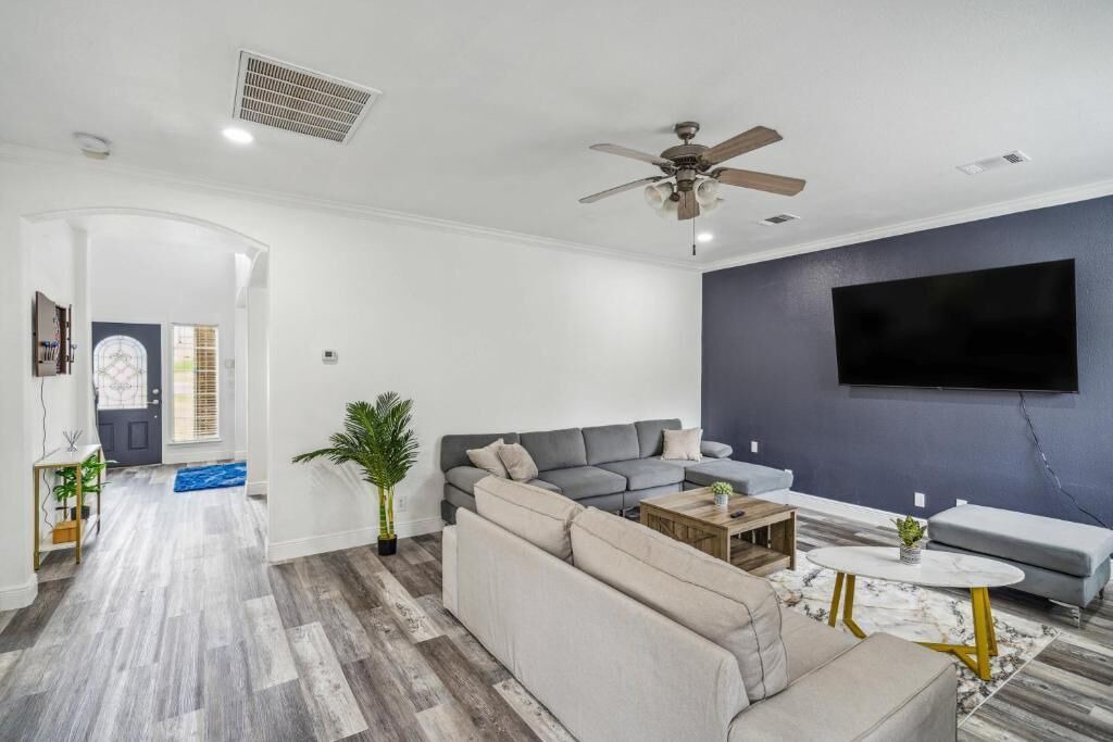 Photo of Livingroom in Wetmore