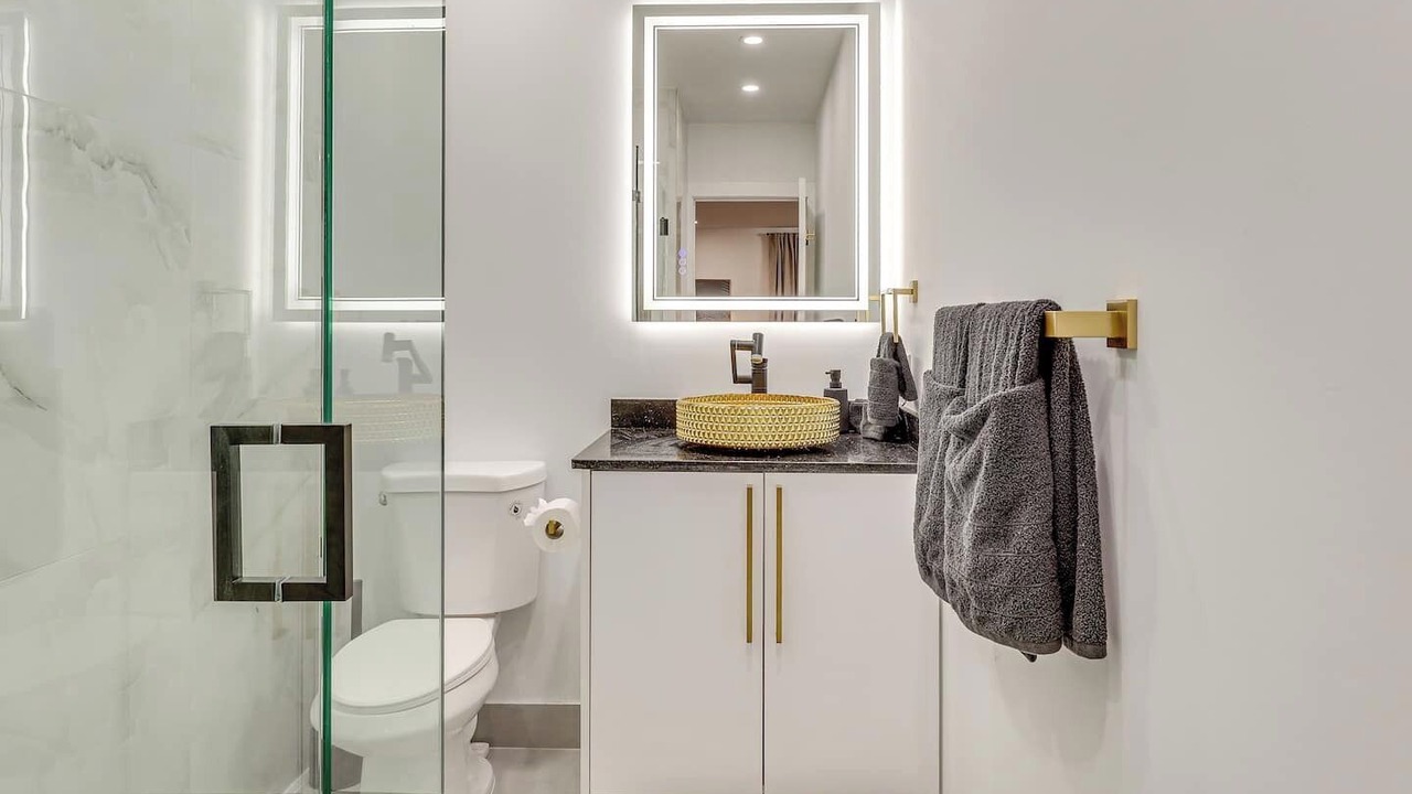 Photo of Bathroom in Coral Springs