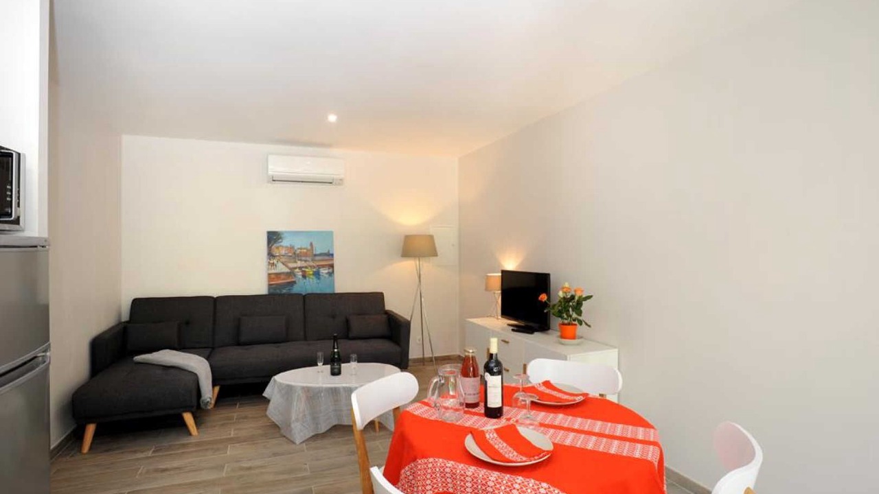 Photo of Livingroom in Villelongue-dels-Monts