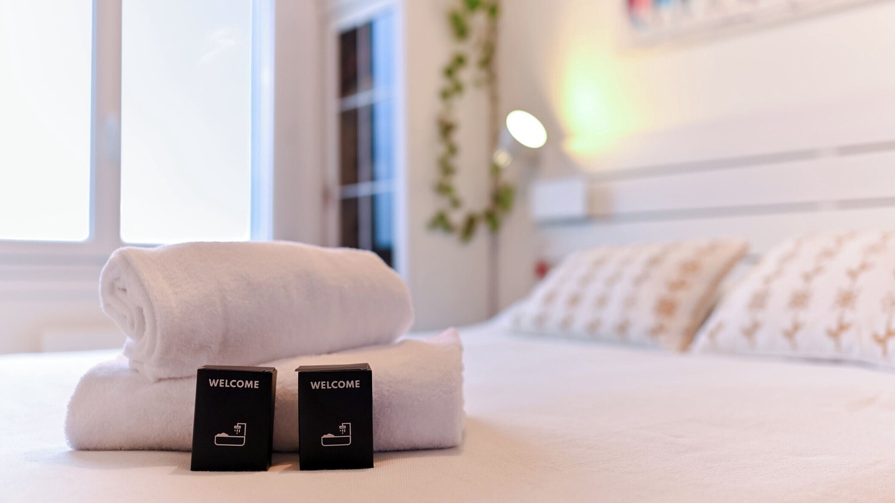 Photo of Bedroom in Lyon City Centre