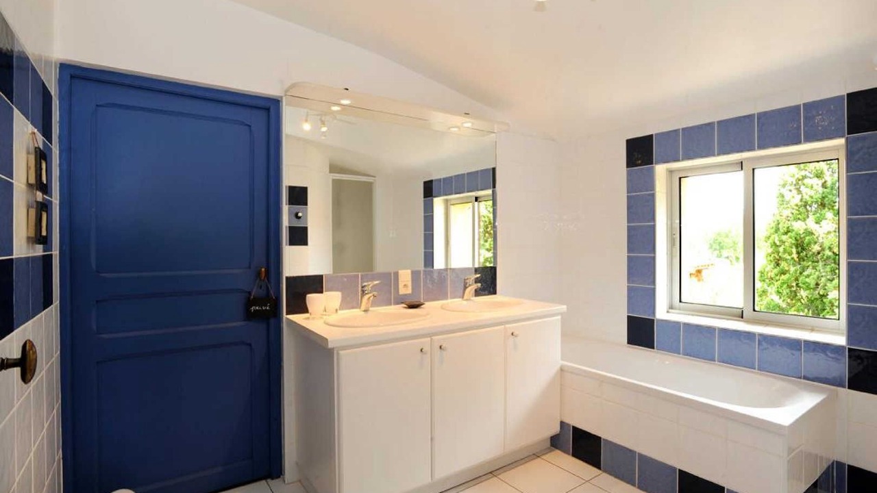 Photo of Bathroom in Thuir