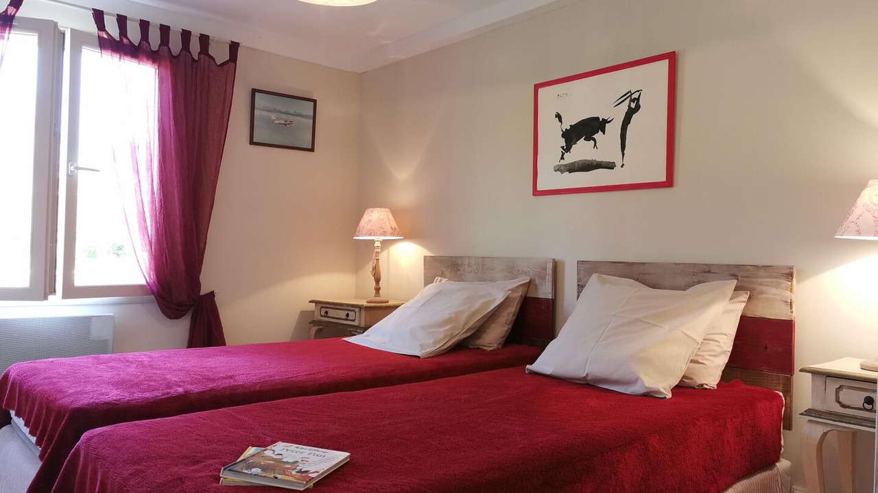Photo of Bedroom in Pia