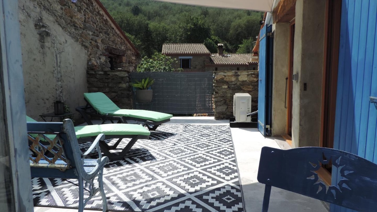 Photo of Patio Balcony in Clara