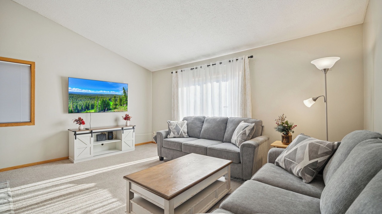Photo of Livingroom in Rosemount