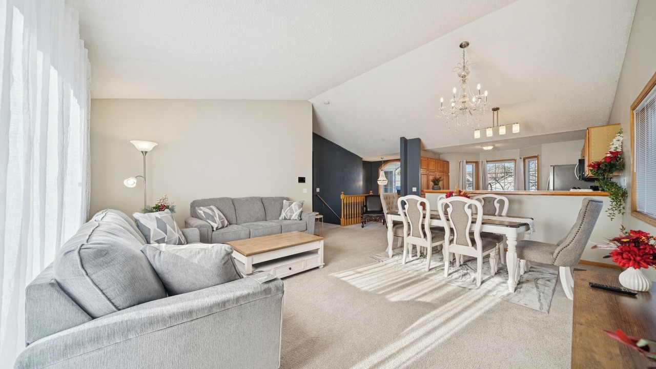 Photo of Livingroom in Rosemount