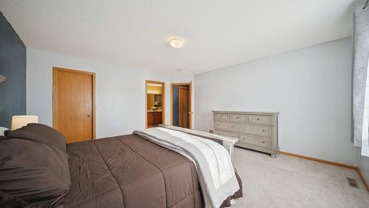 Photo of Bedroom in Rosemount