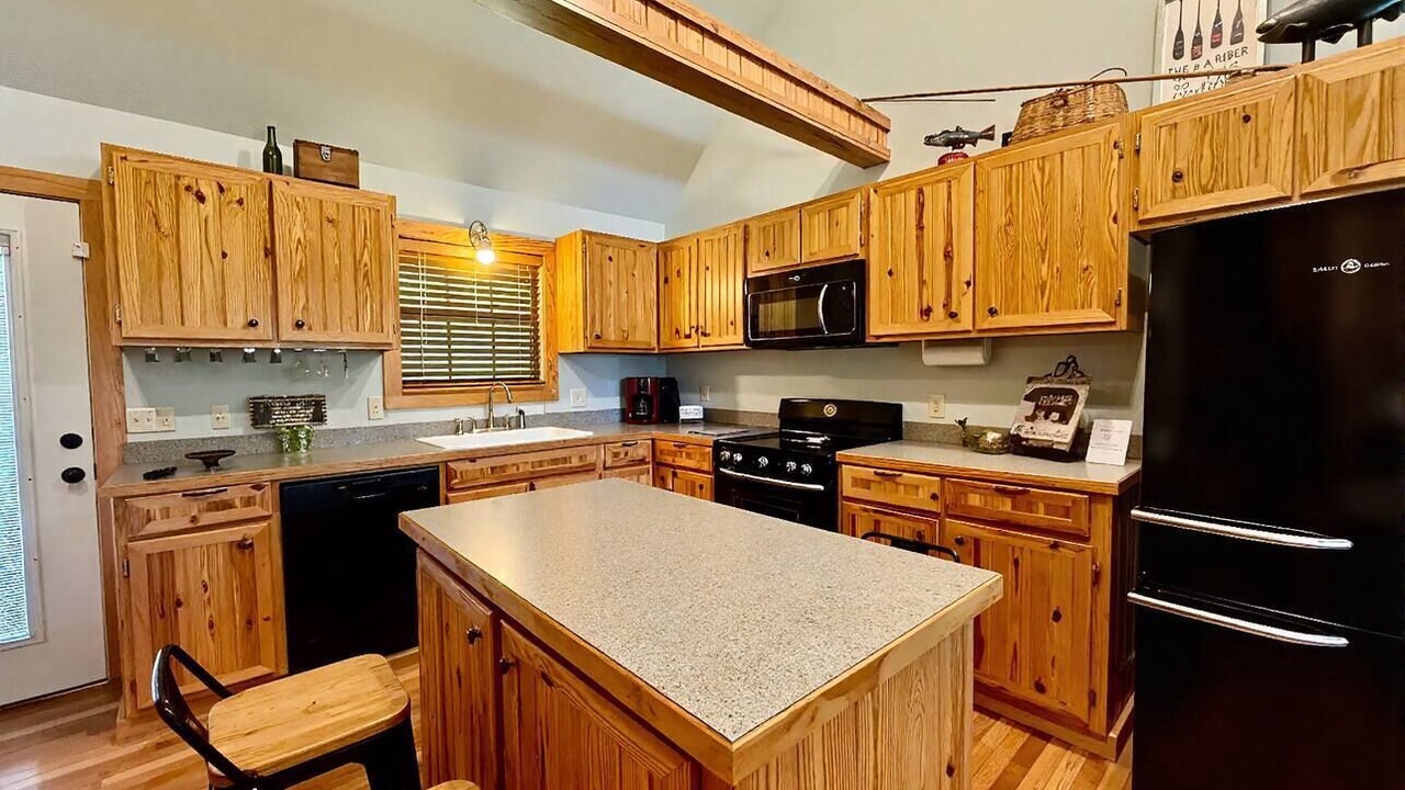 Photo of Kitchen in Calico Rock