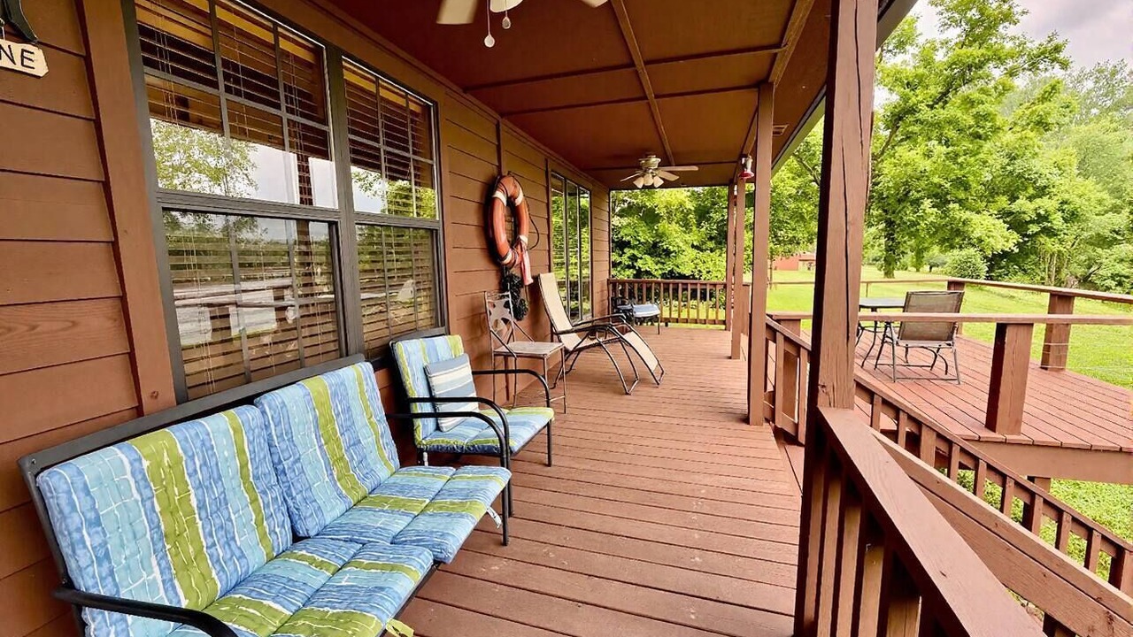 Photo of Patio Balcony in Calico Rock