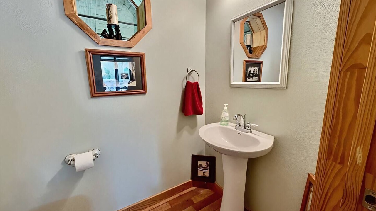 Photo of Bathroom in Calico Rock
