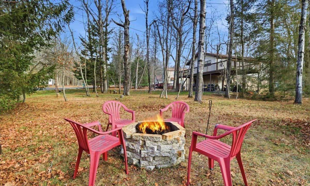 Photo of Outdoor in Briar Crest Woods