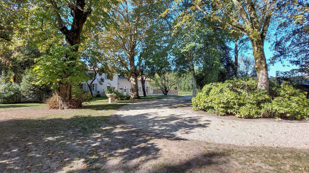 Photo of Others in Moulis-en-Medoc