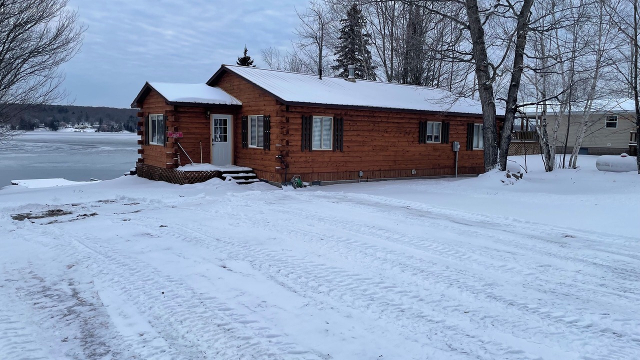 Photo of Outdoor in L'Anse