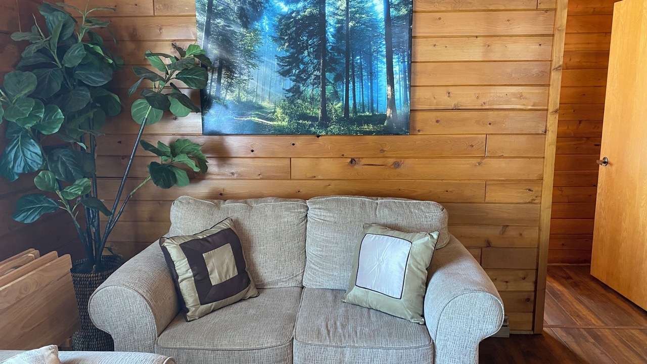 Photo of Livingroom in L'Anse
