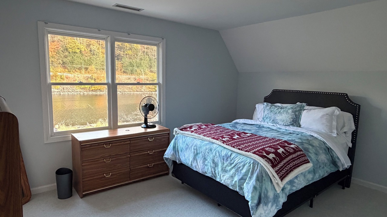 Photo of Bedroom in South Britain