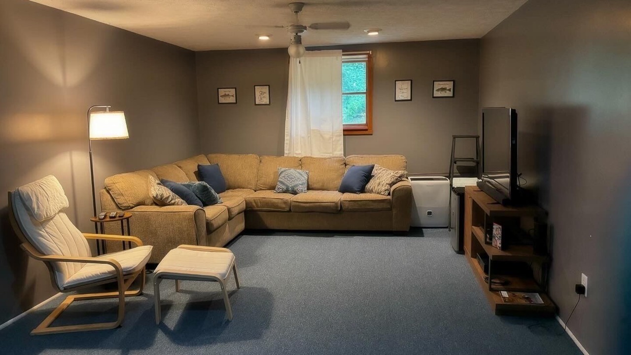 Photo of Livingroom in Clayton