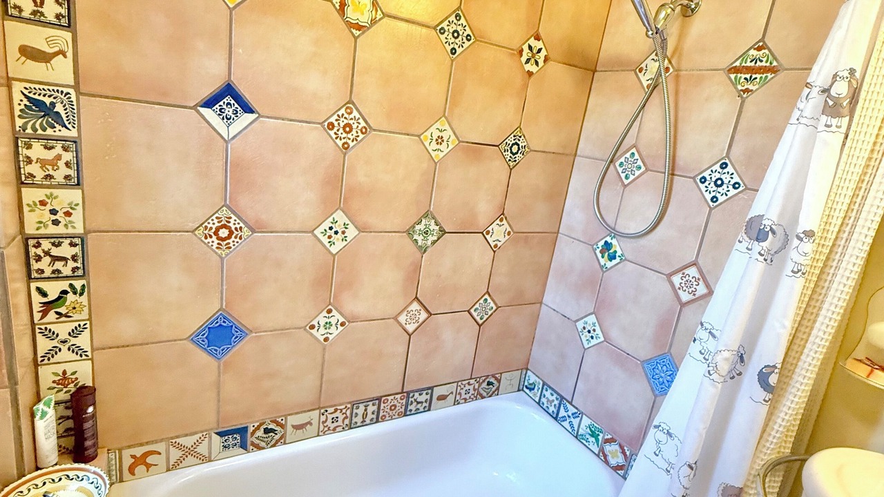 Photo of Bathroom in Plush